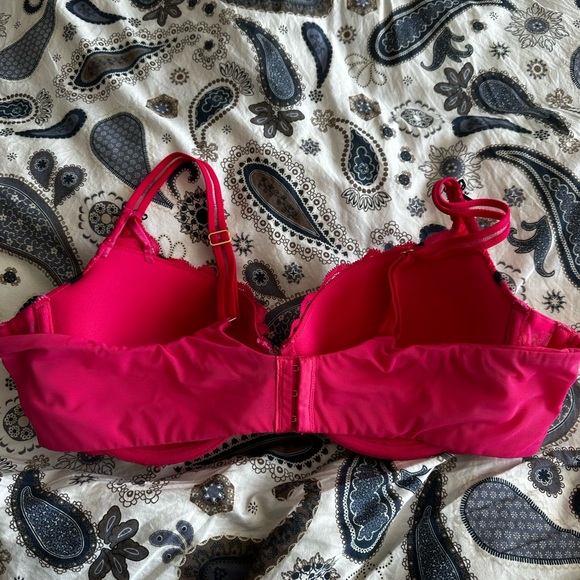 Plus Size Ashley Graham Bra - Picture 2 of 6